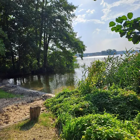 بيت للعطل Haeuschen Am Waldrand تويبيتز